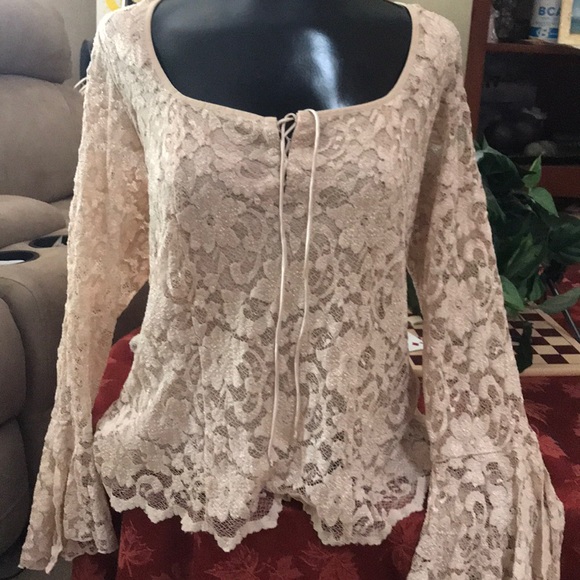 Lacey Venezia peasant top - Picture 1 of 6